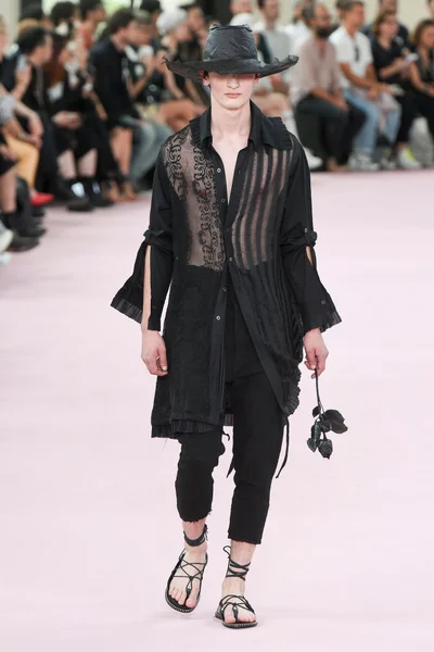 Look 34
